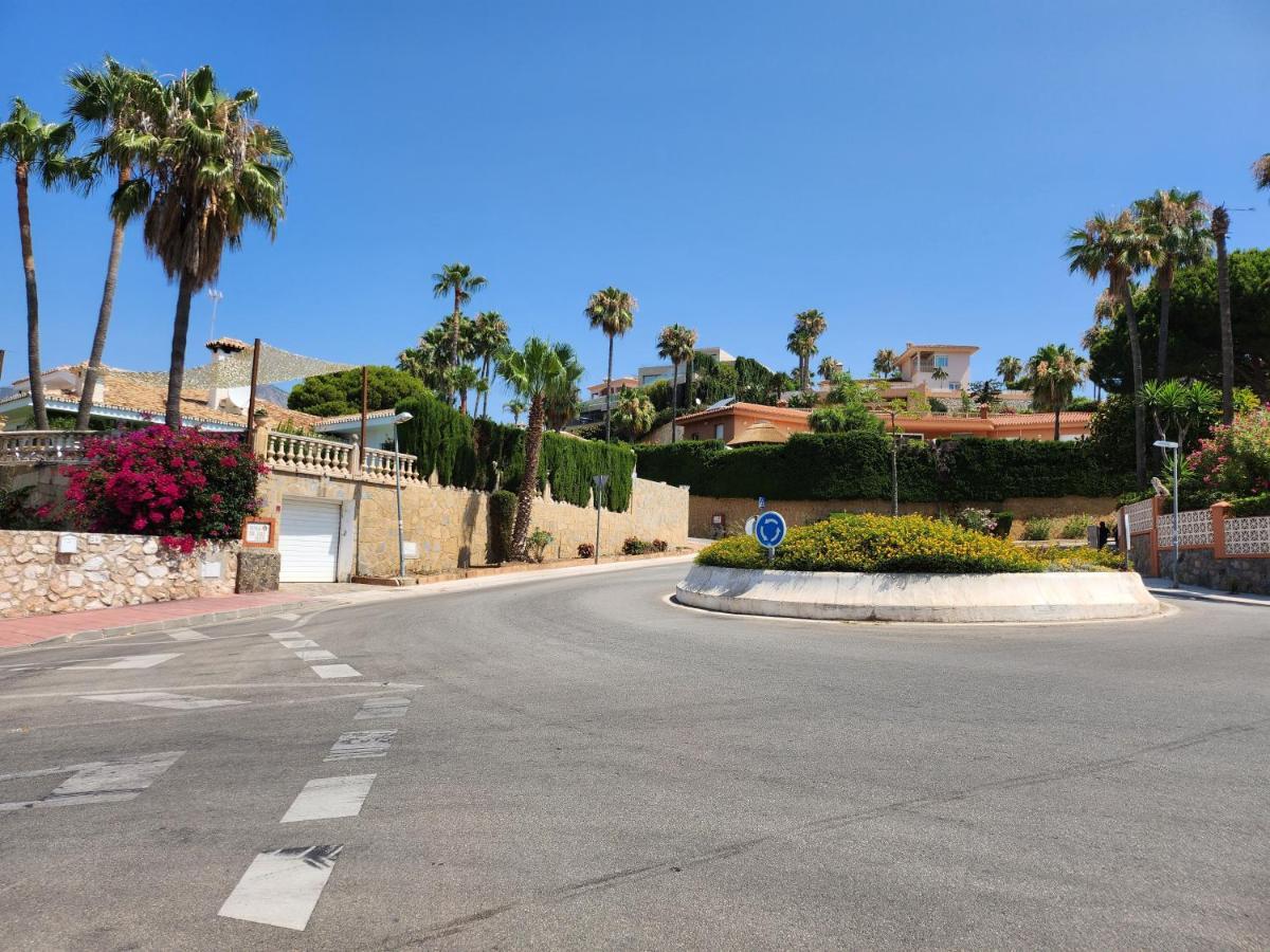 Deluxe Studio Athos 50 Mp Garden Patio Benalmadena Golf & Beach Exterior foto